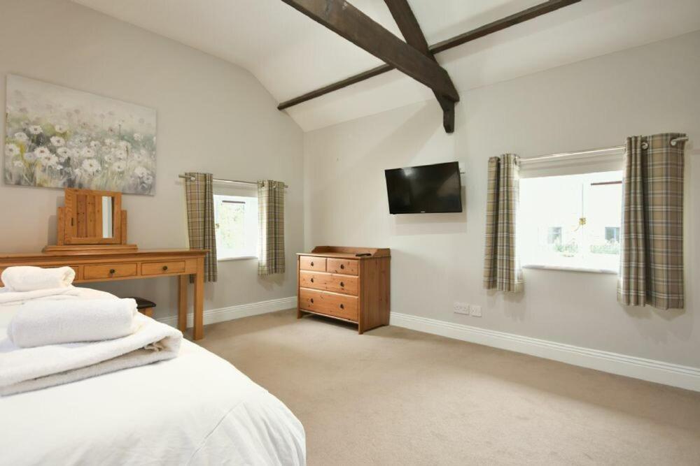 Bullfinch Villa Lucker Exterior photo
