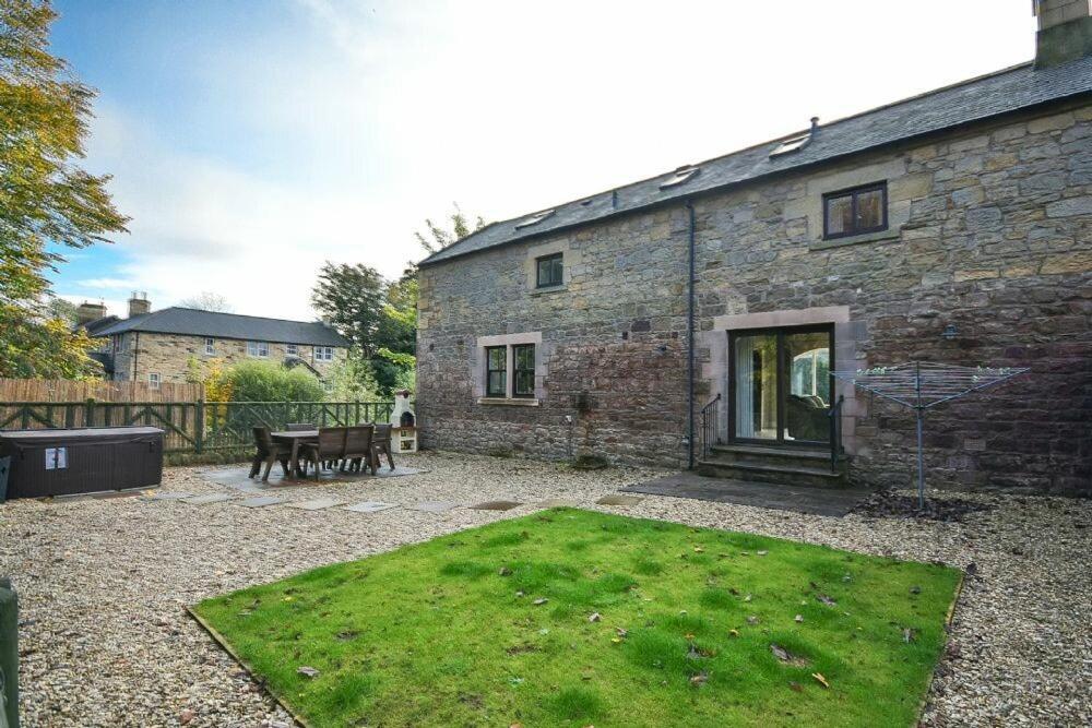 Bullfinch Villa Lucker Exterior photo