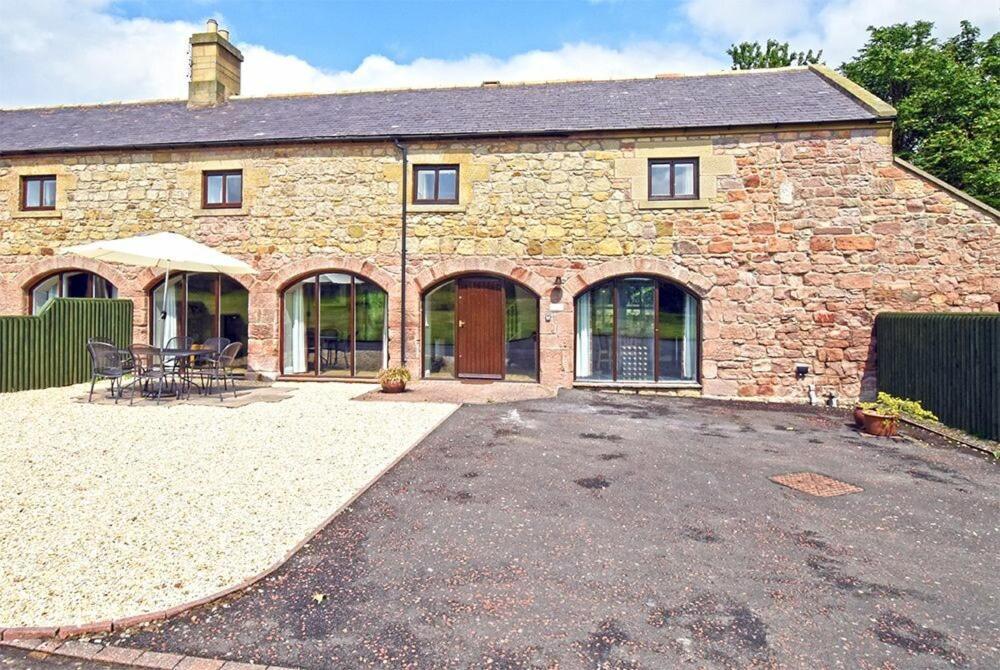 Bullfinch Villa Lucker Exterior photo